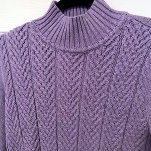LILIAC TURTLE NECK SWEATER